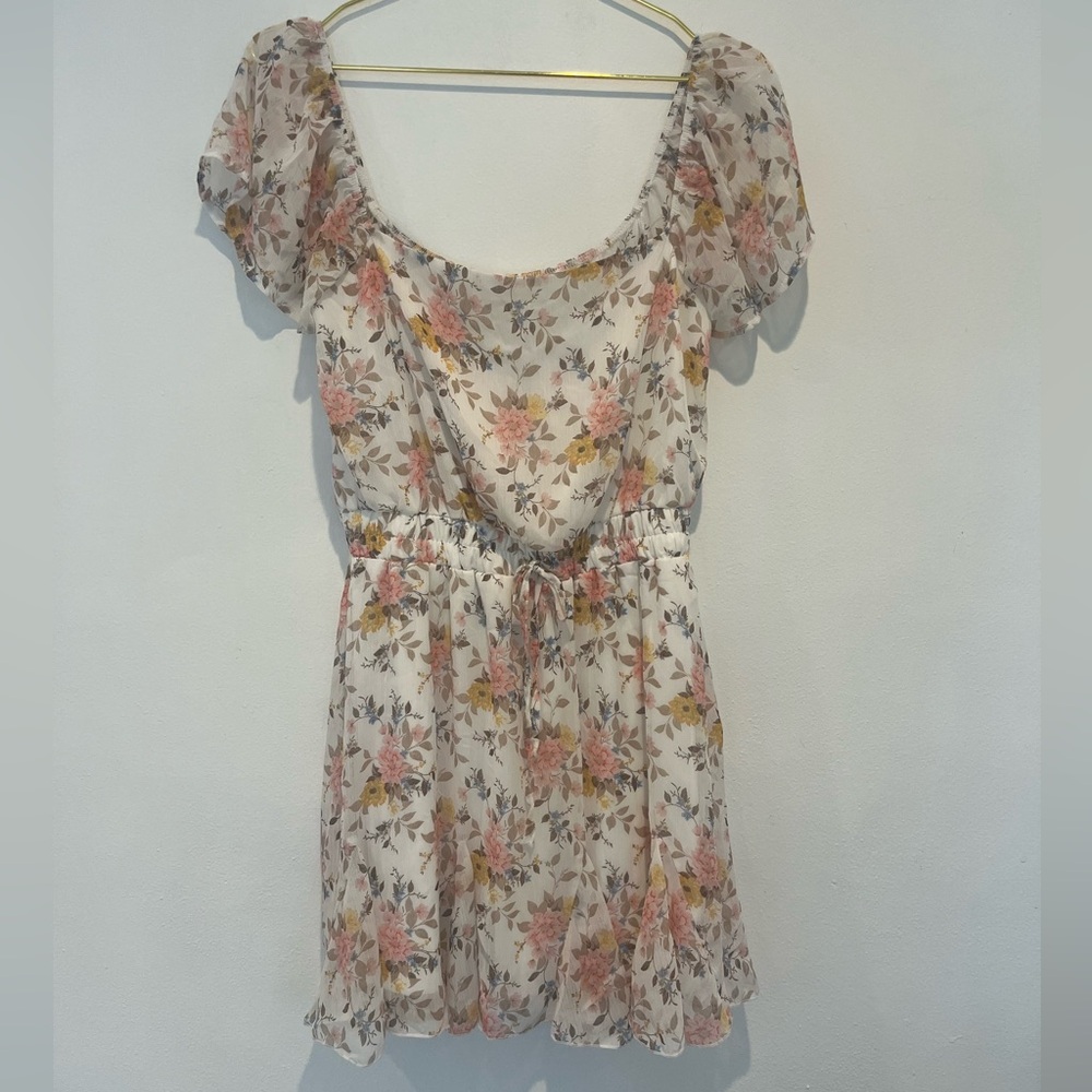 Francesca’s Mi Ami Floral Mini Dress Size Large - Picture 2 of 7